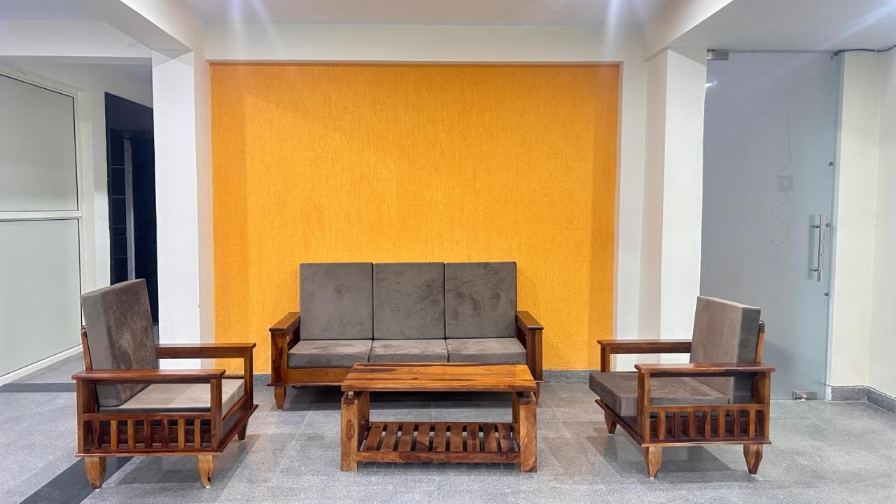 Lime Tree Service Apartment - Medanta Medicity, 古尔冈 外观 照片