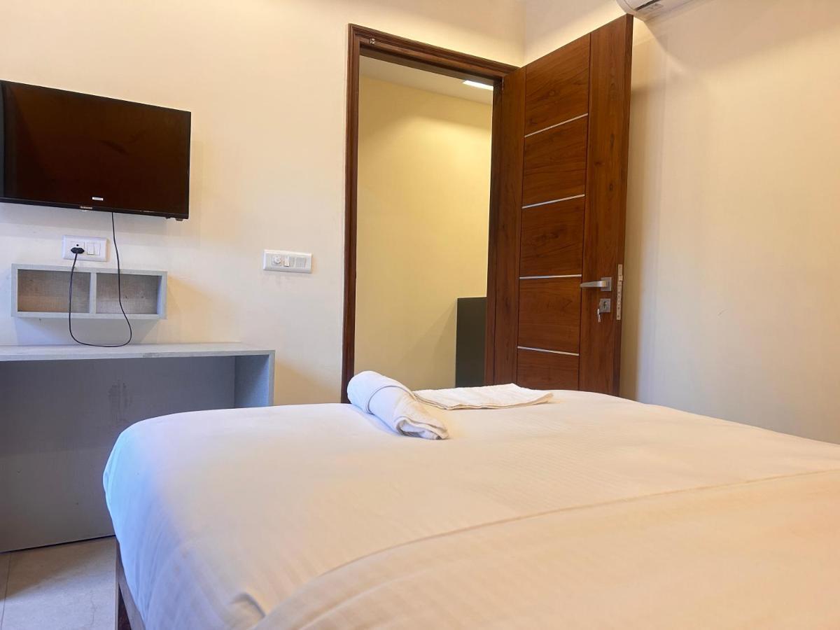 Lime Tree Service Apartment - Medanta Medicity, 古尔冈 外观 照片